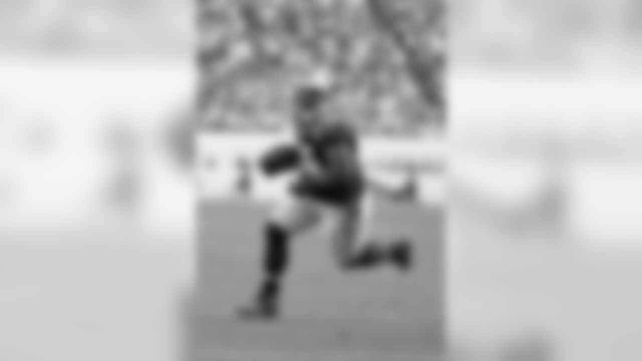 FB - Mike Tolbert - No. 35