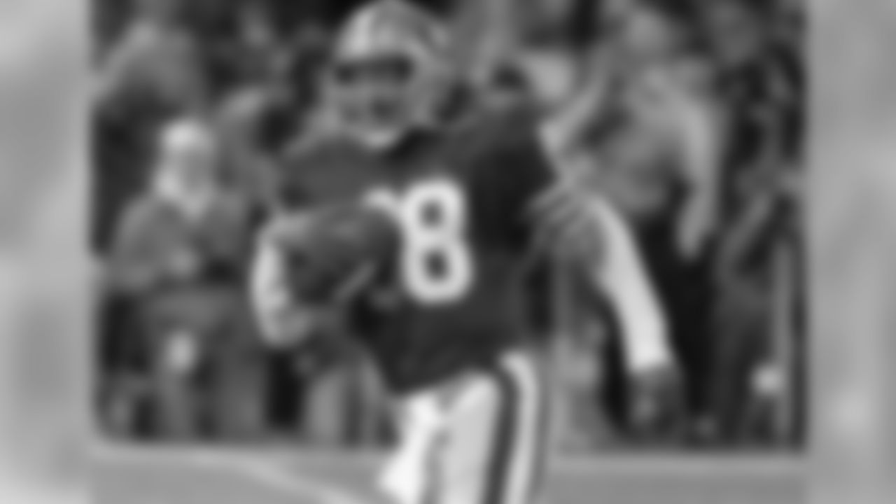 Solomon holds 49ers record for best receiving avg. in single season (21.4).