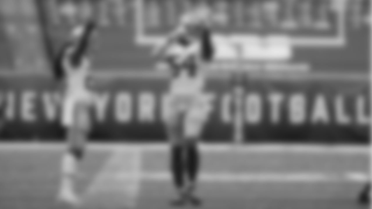 LB Fred Warner