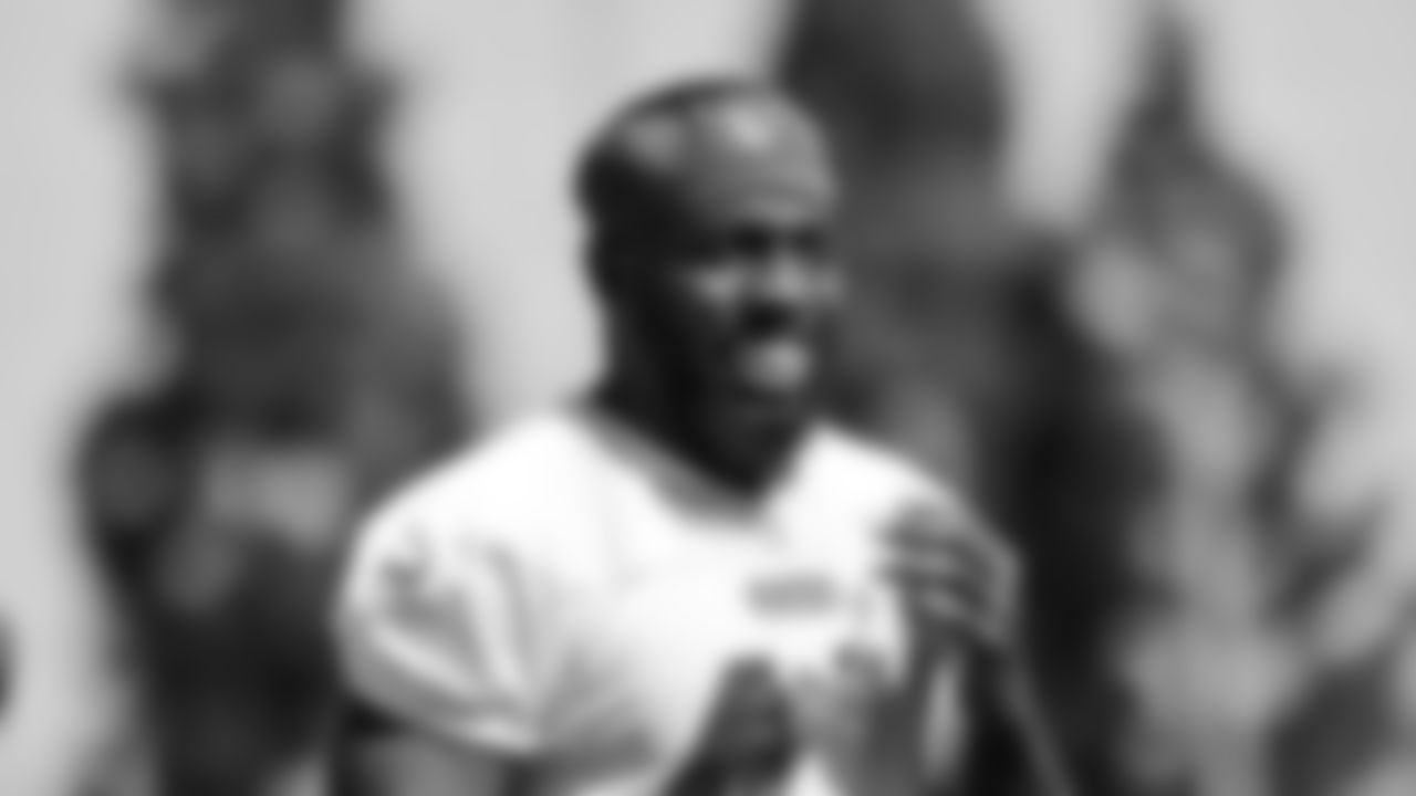 LB Demetrius Flannigan-Fowles