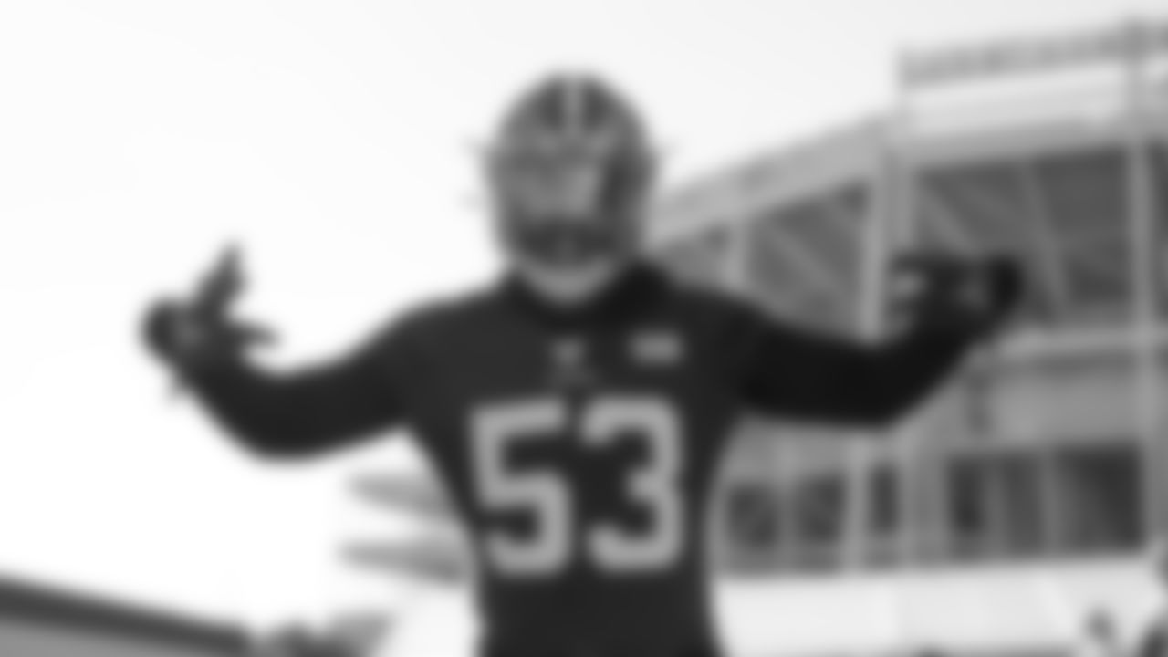 LB Tyrell Adams