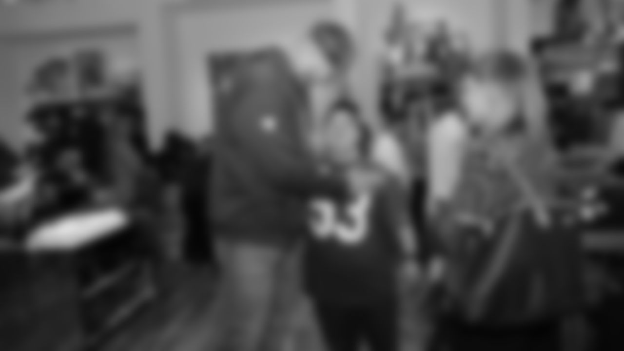 T Mike McGlinchey