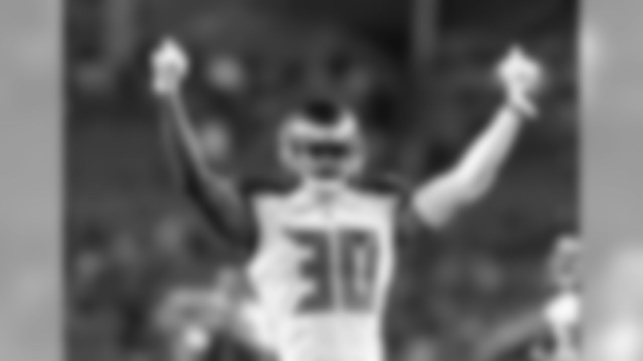 S 30 Bradley McDougald