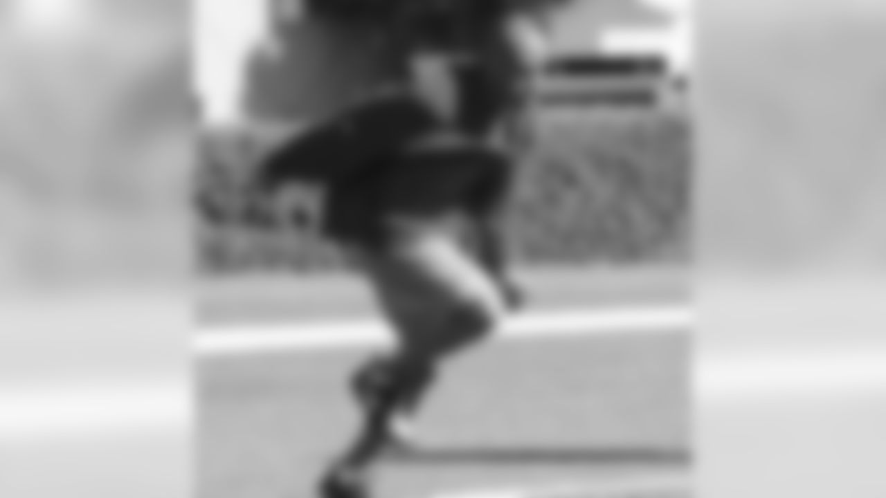 WR Ashley Lelie