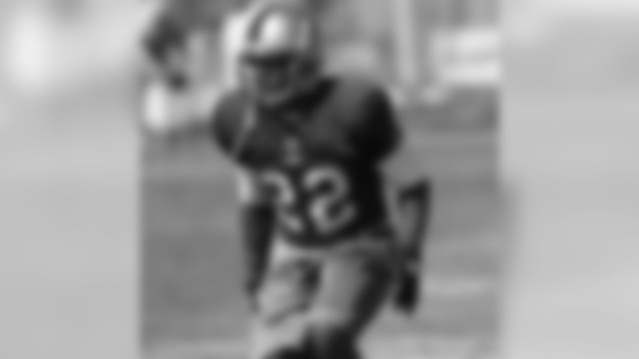 CB Nate Clements