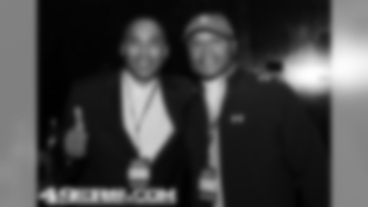 Roger Craig and Mike Singletary backstage
