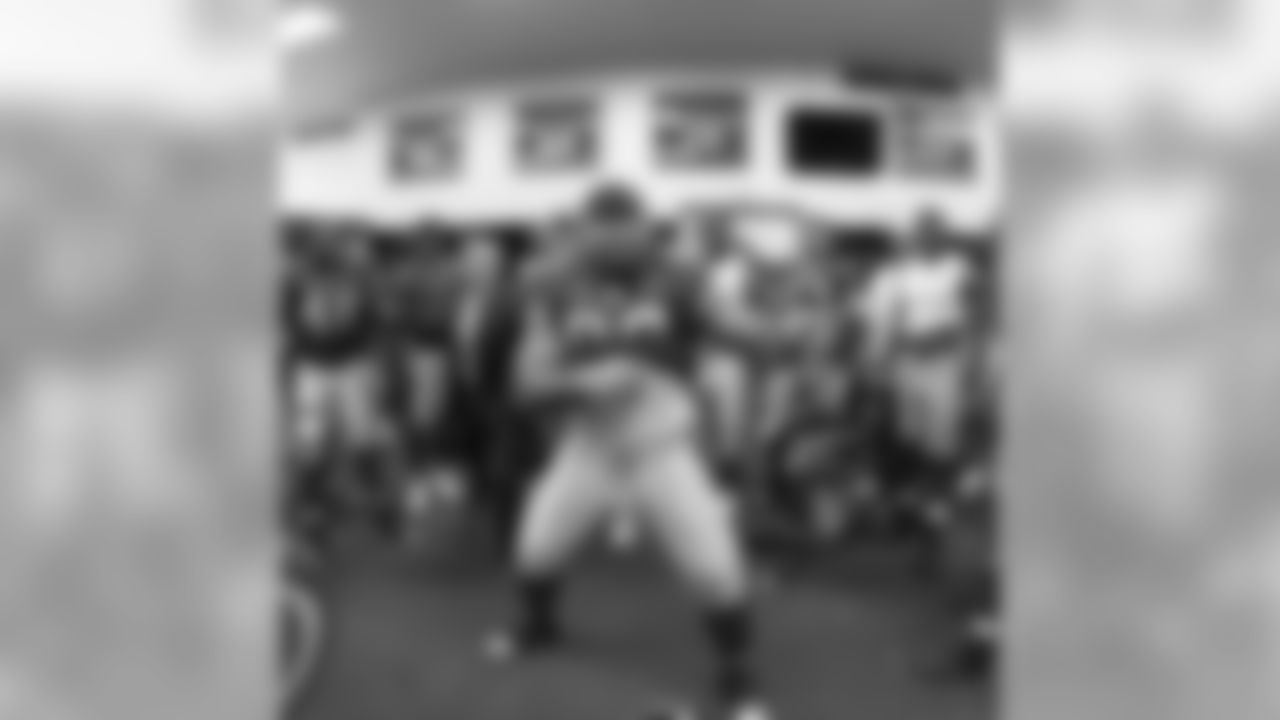 DE Isaac Sopoaga