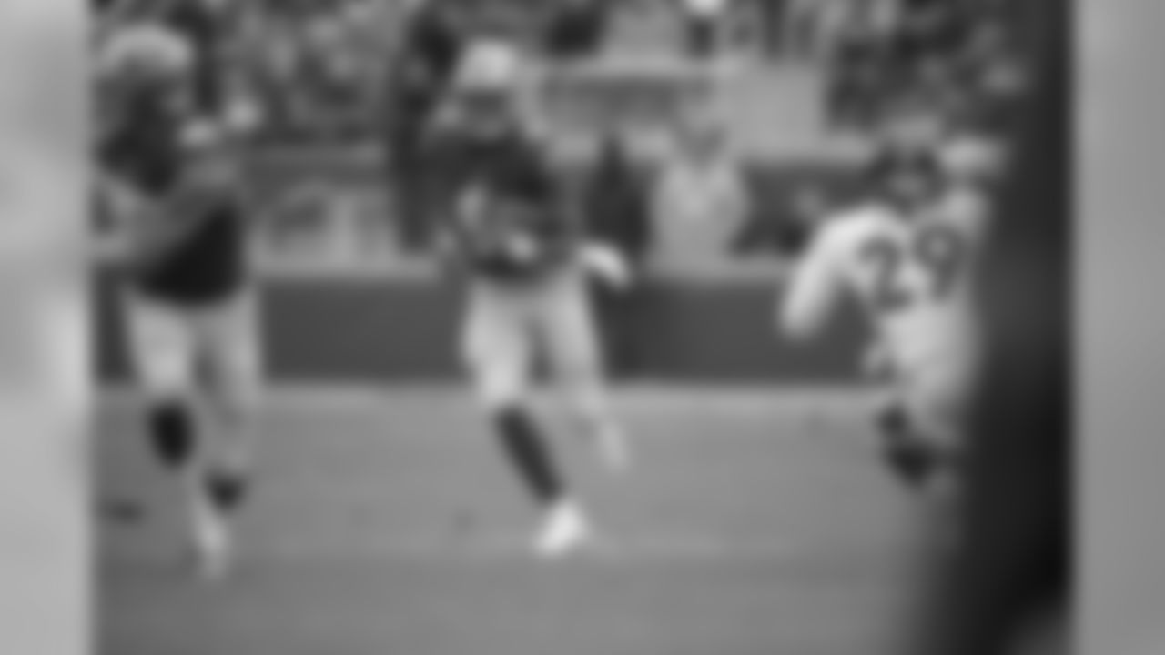 RB Jeff Wilson