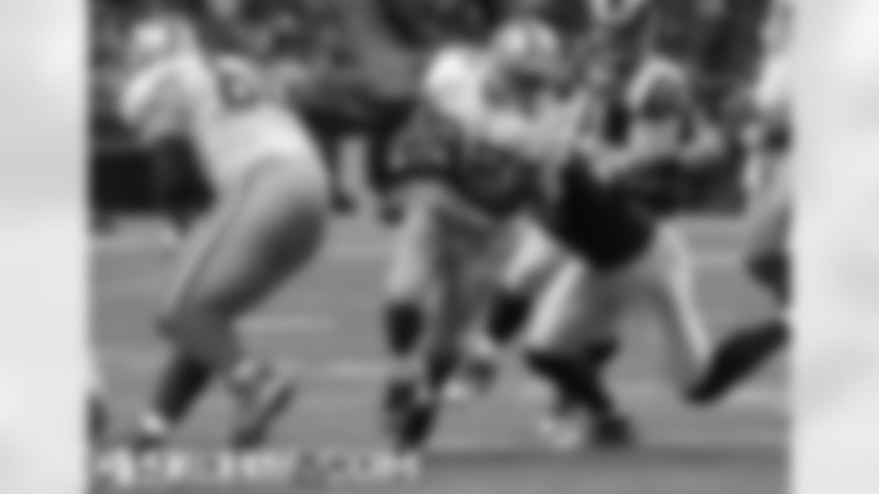 RB Kendall Hunter