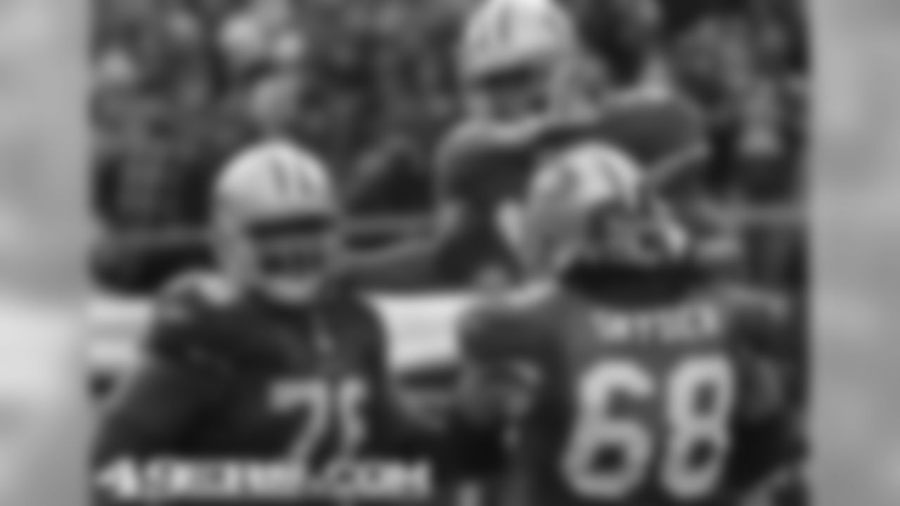 WR Kyle Williams