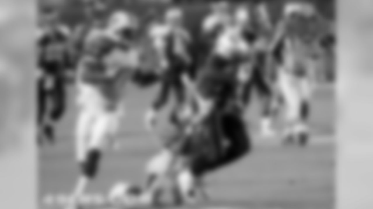 Davis was tough to tackle in the 2010 Pro Bowl.
