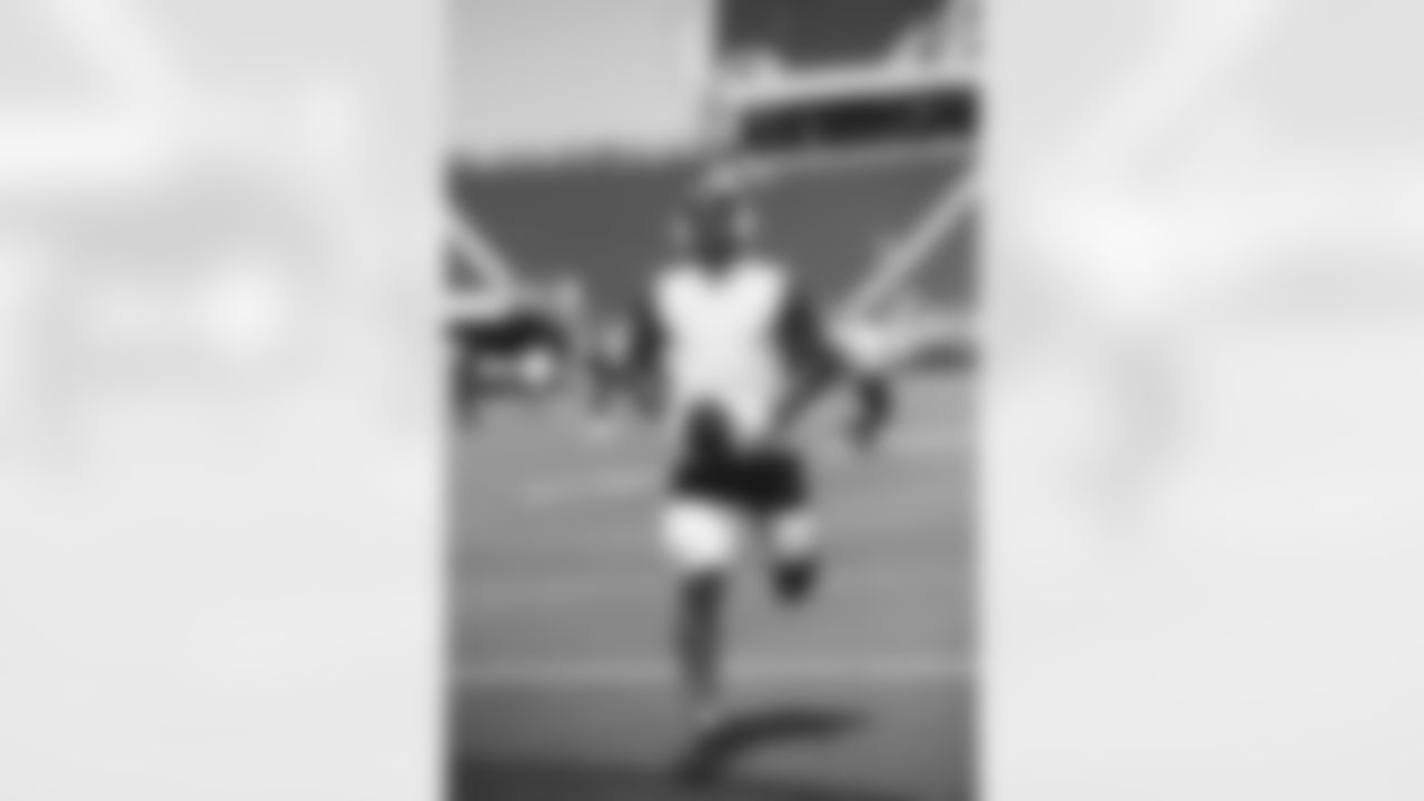 WR Deebo Samuel