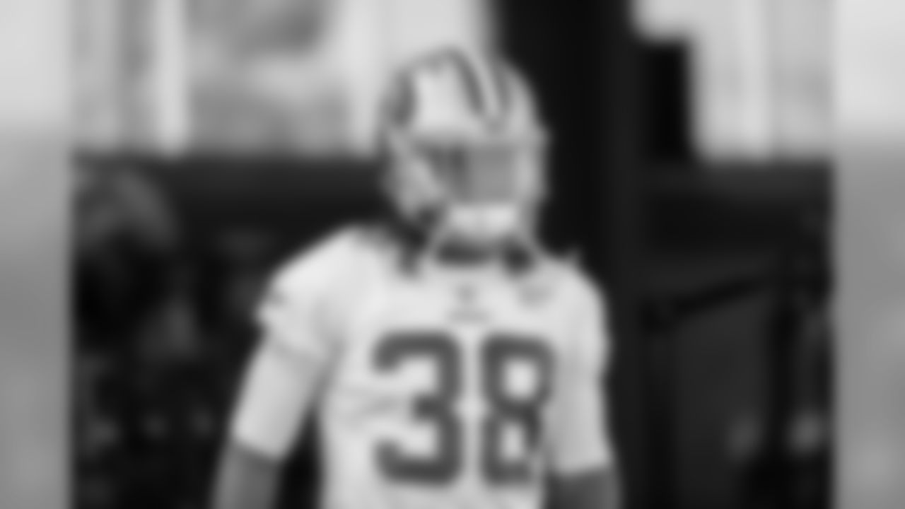 DB Adrian Colbert
