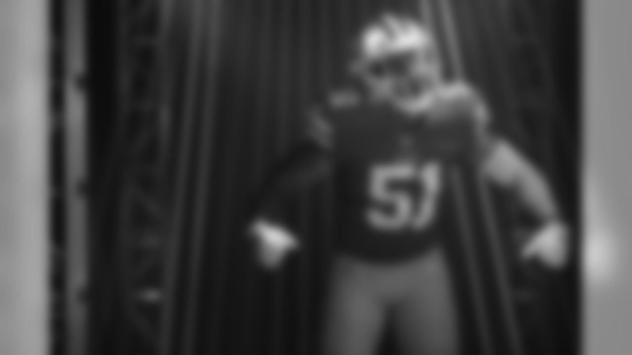 LB Malcolm Smith