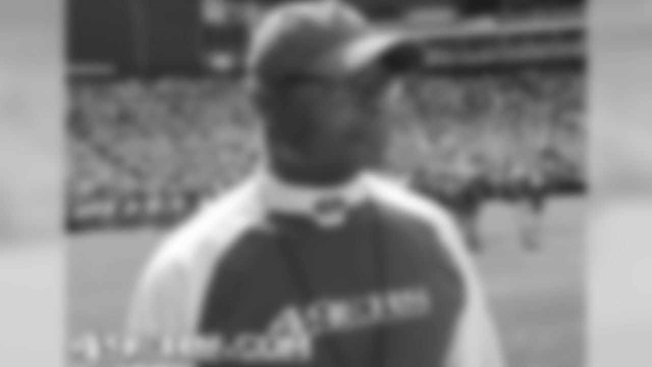 Head Coach Mike Singletary