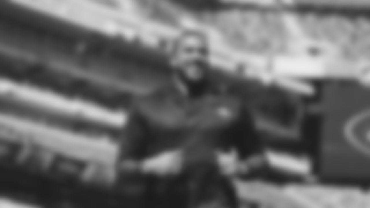 LB Mark Nzeocha