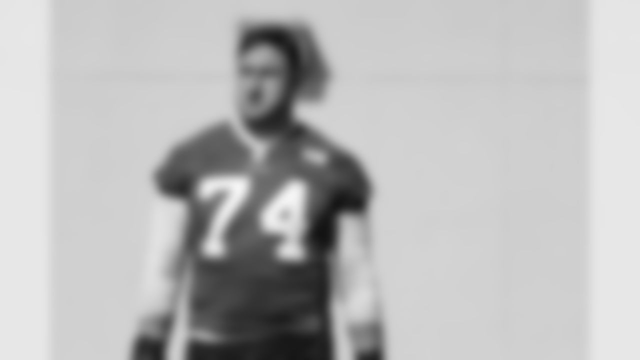 T Joe Staley