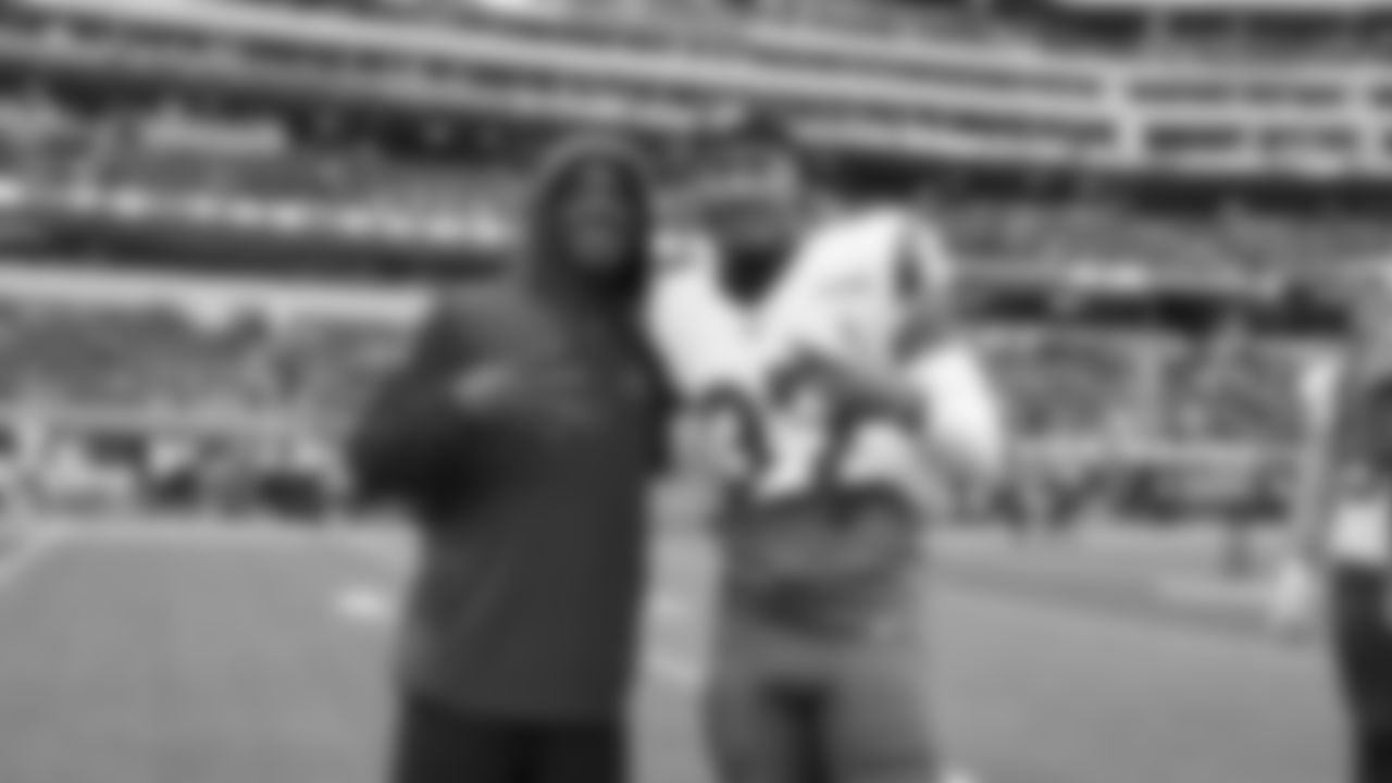 CB Qwuantrezz Knight, Rams DB Quentin Lake