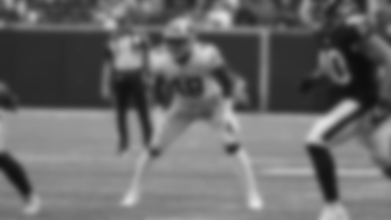LB Oren Burks