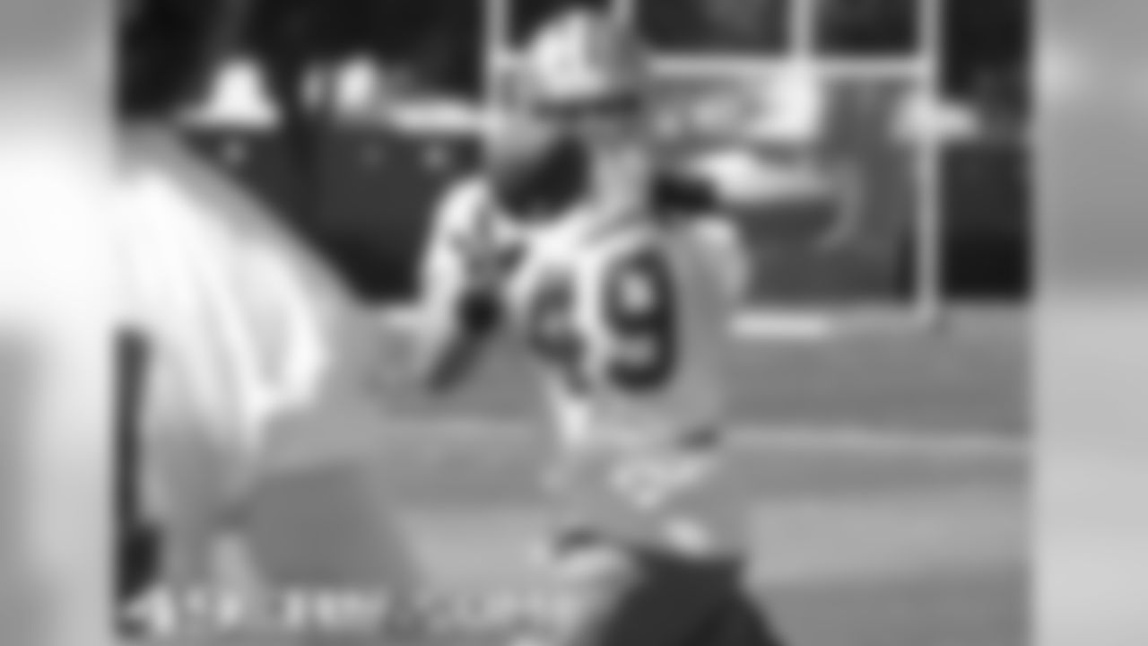 LB Brandon Long