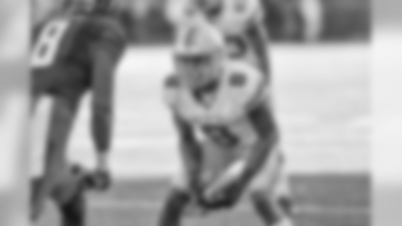 Conley has a nice blend of size, speed and instincts. In press coverage, he sits and grabs before releasing and mirroring. He is very fluid when he opens up from press and when he transitions from off coverage. He is very aware in zone coverage and shows an explosive burst to drive on the ball. He showed off his ball skills against Wisconsin in 2016 with two excellent interceptions. He can locate and high point the ball with ease. Against the run, he needs to do a better job of wrapping up and getting runners on the ground. The effort is there but the execution can improve. Overall, Conley is a polished player, ready to contribute right away.