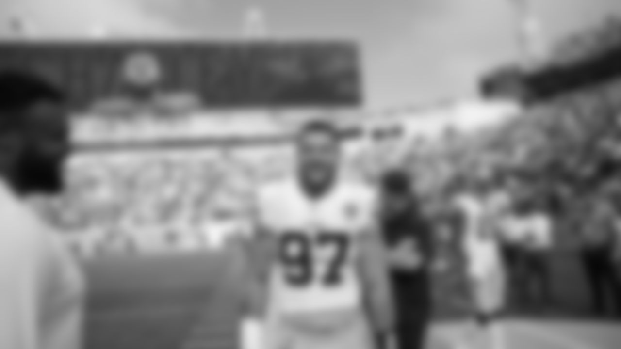 DL Nick Bosa