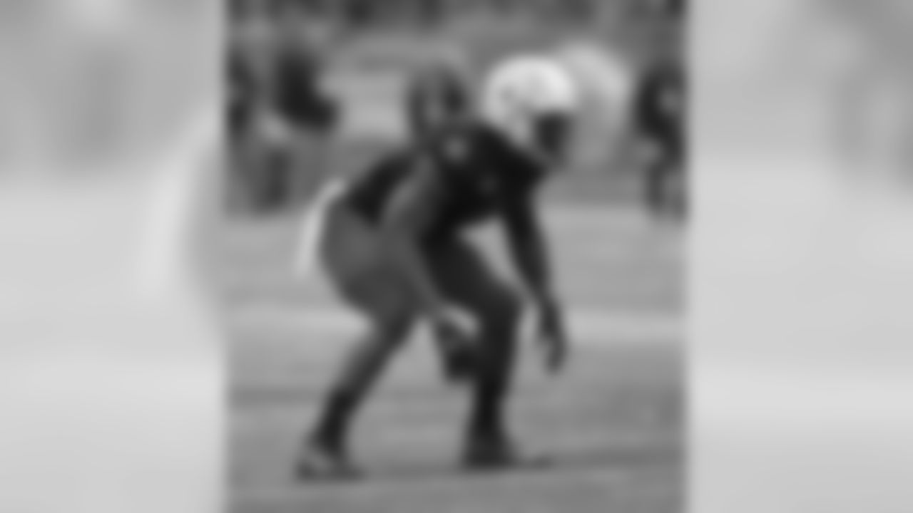 Bowser has the skill set to excel on the line of scrimmage or off the ball. Against the run, he uses his quickness to wrap around blockers and make plays. He beats up on tight ends, but offensive tackles can control him when they get their hands on him. He has excellent lateral range and he plays with good effort. He excels against the pass. His combination of quickness and hand moves serves him well as a pass rusher, and he has outstanding cover skills. He lines up over the slot at times and shows the agility to mirror easily. He has tremendous play speed (he covered Dalvin Cook 40 yards down the field) and instincts in coverage. Overall, Bowser is a versatile defender capable of producing double-digit sack seasons as well as matching up with premier tight ends in coverage.