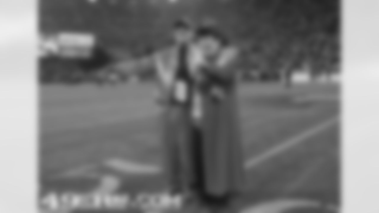 49ers Faithful Fans of the Game Jerry and Christine Topolos