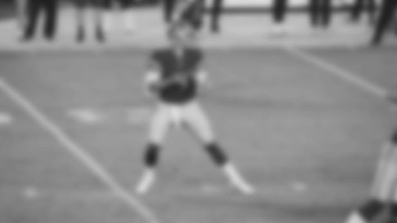 QB Nick Mullens