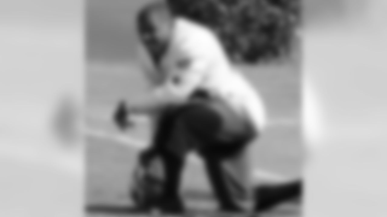 WR Arnaz Battle
