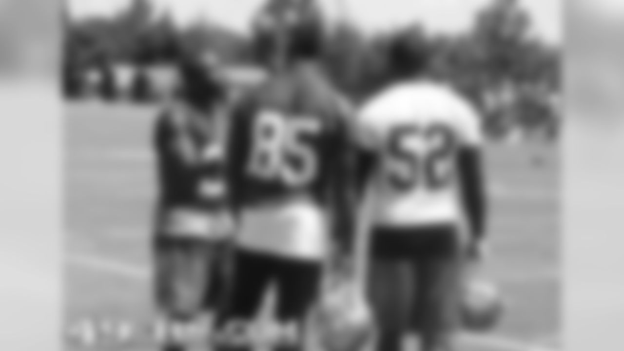 RB Frank Gore, TE Vernon Davis and LB Patrick Willis