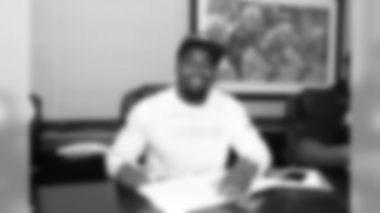 Running Back Mike Davis