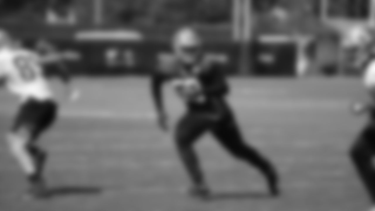 LB Mark Nzeocha