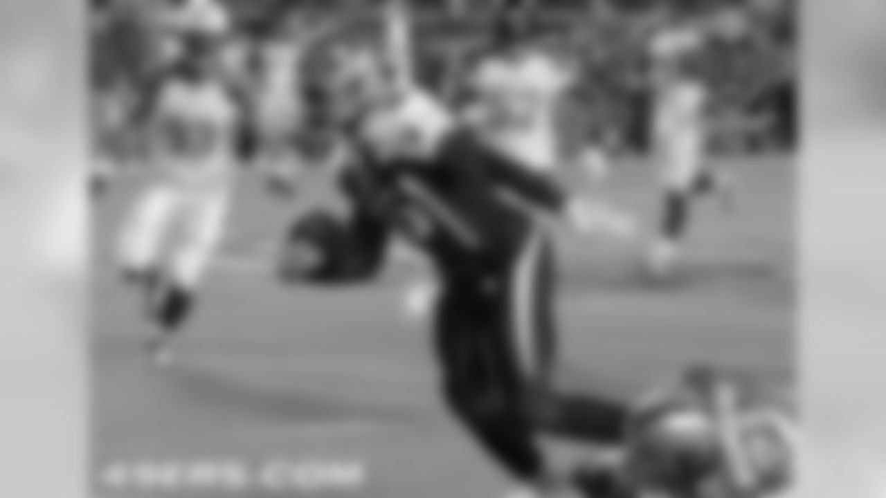 Davis caught three passes for 67 yards in his first Pro Bowl appearance.