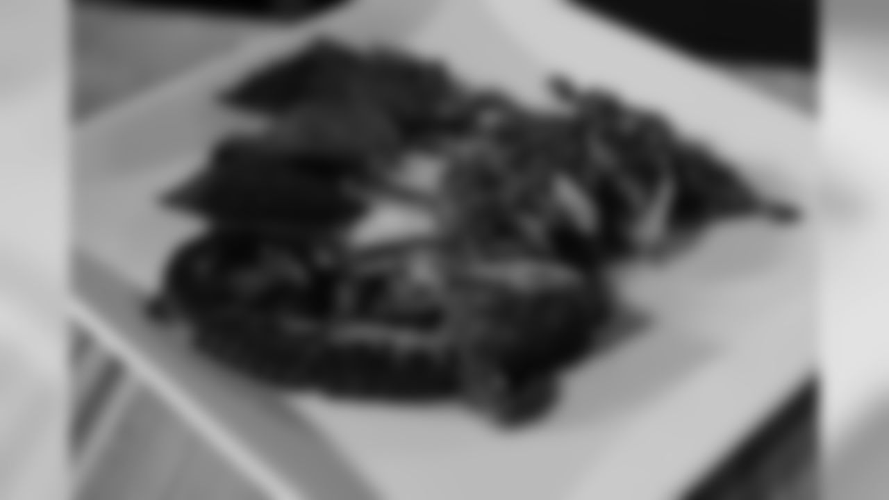 Fresh and tender octopus topped with sea salt, extra virgin olive oil, fresh squeezed lemon juice and chimichurri sauce.