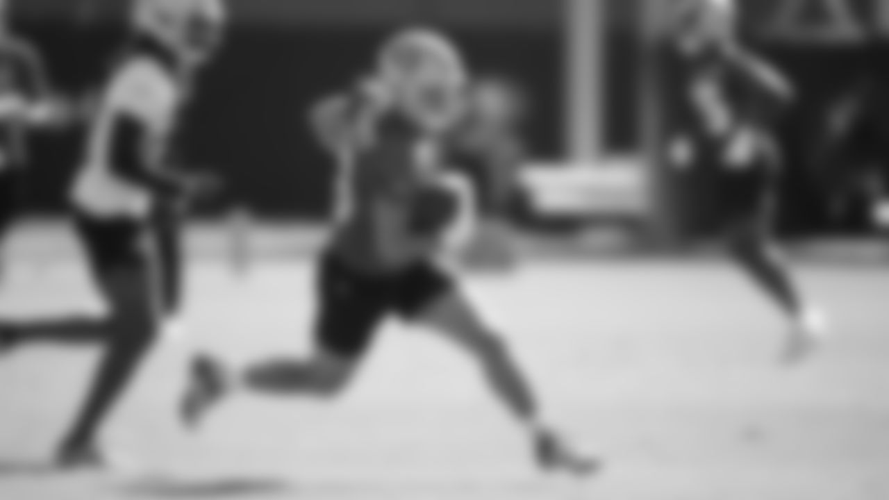 TE Charlie Woerner