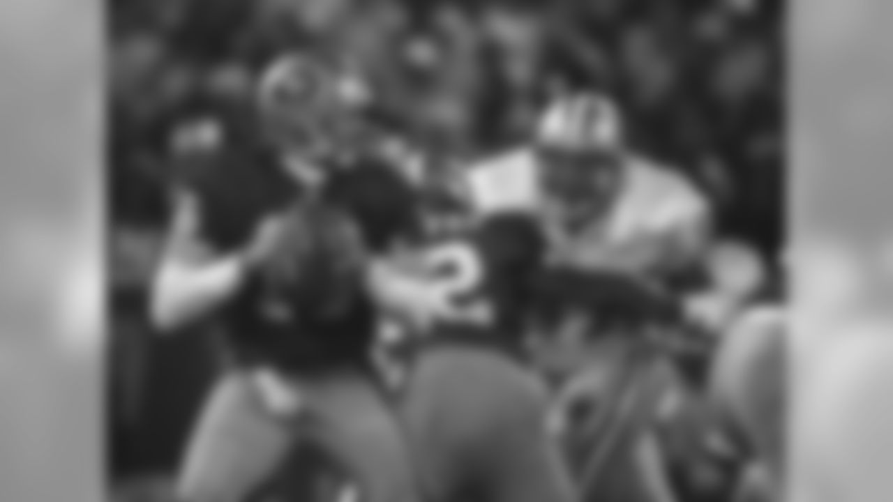 QB Joe Montana