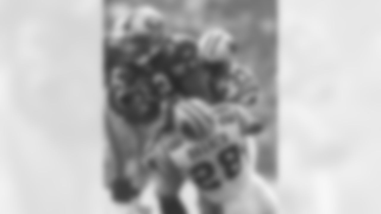 2004 -- 49ers running back Kevan Barlow.