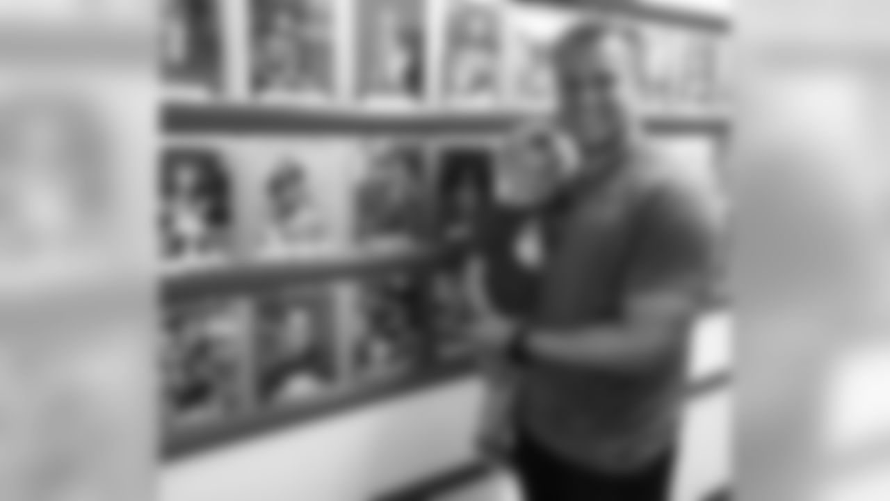 Matt Barkley showing his son, his spot on the Mater Dei HS Alumni wall.Follow @MattBarkley on Twitter.
