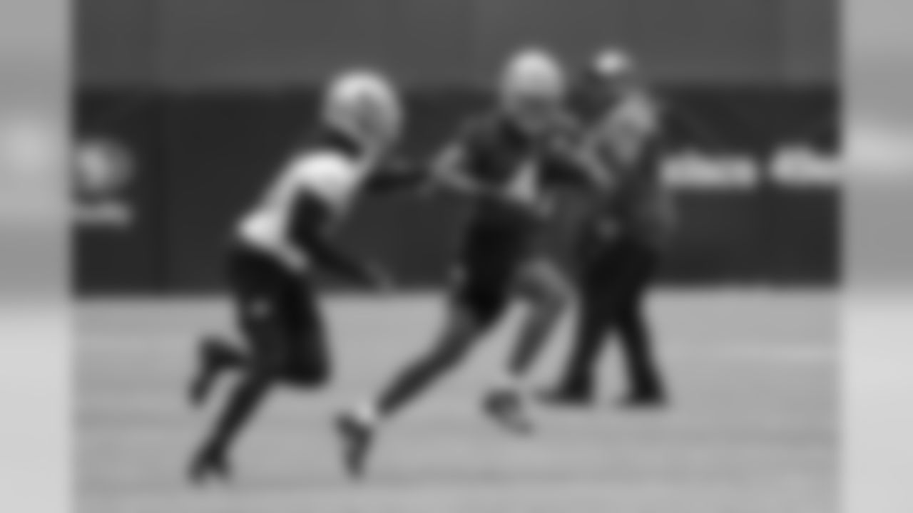 S Demetrius Flannigan-Fowles and RB Jeff Wilson