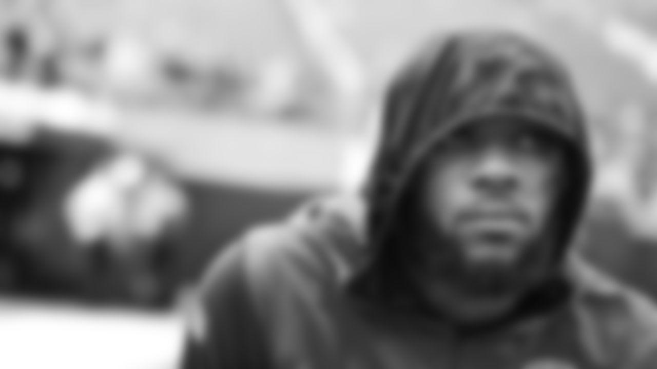 RB Tyrion Davis-Prive