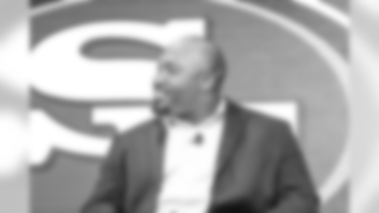 Special Teams Coordinator Richard Hightower