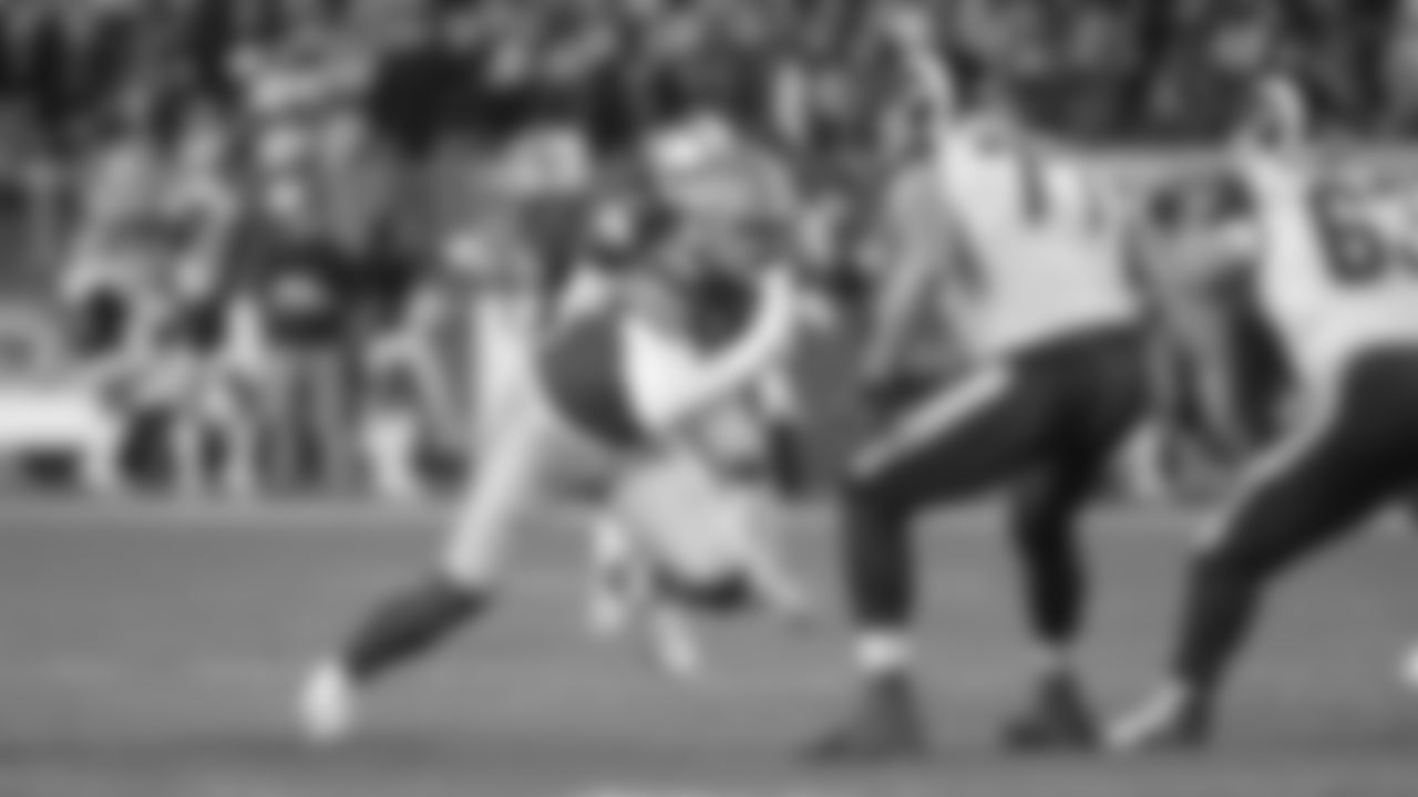 DL DeForest Buckner