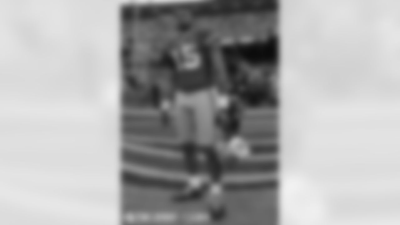 WR Michael Crabtree