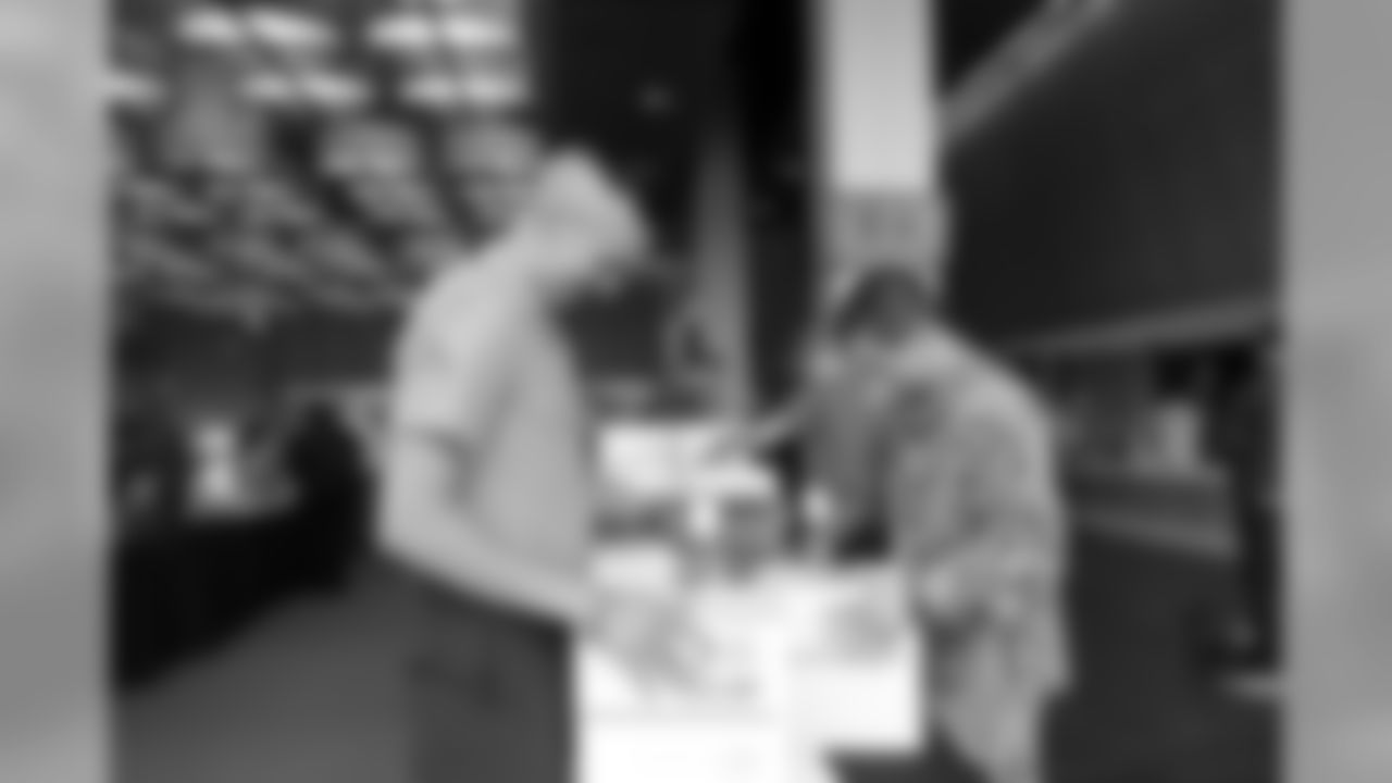 Bridging the Bay: Care Packages for Troops