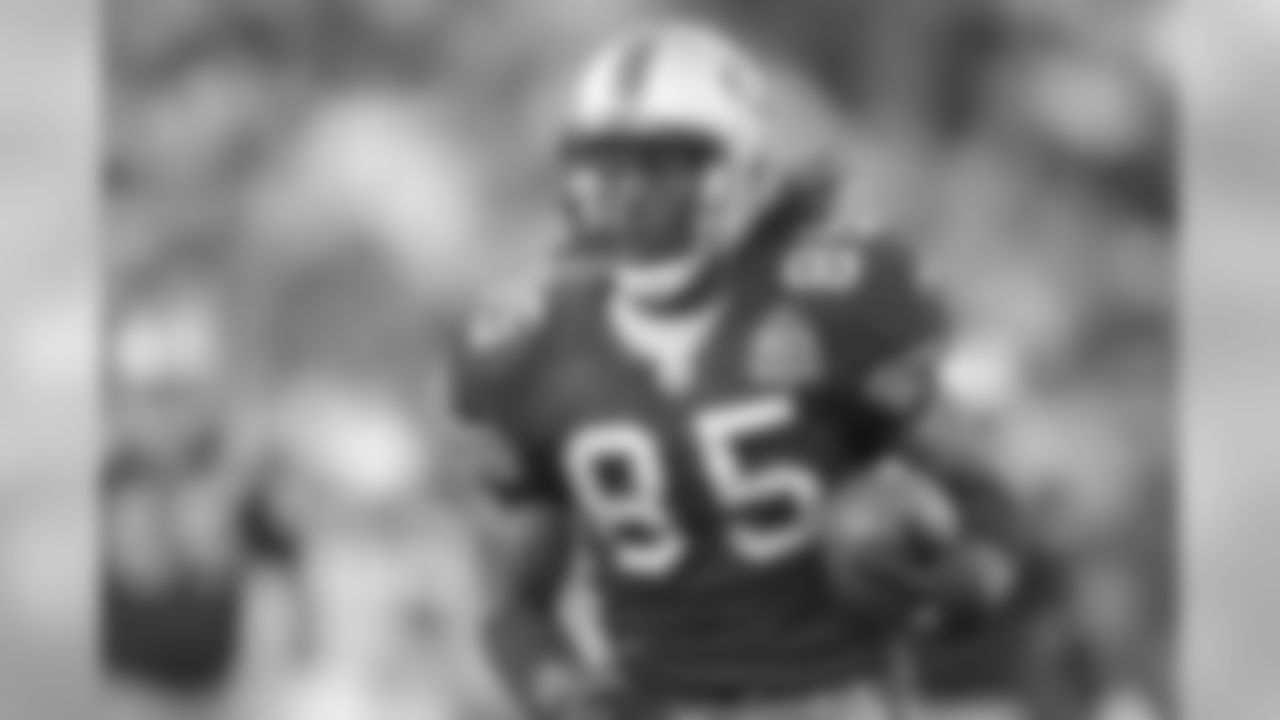 Vernon Davis (2009-2010)