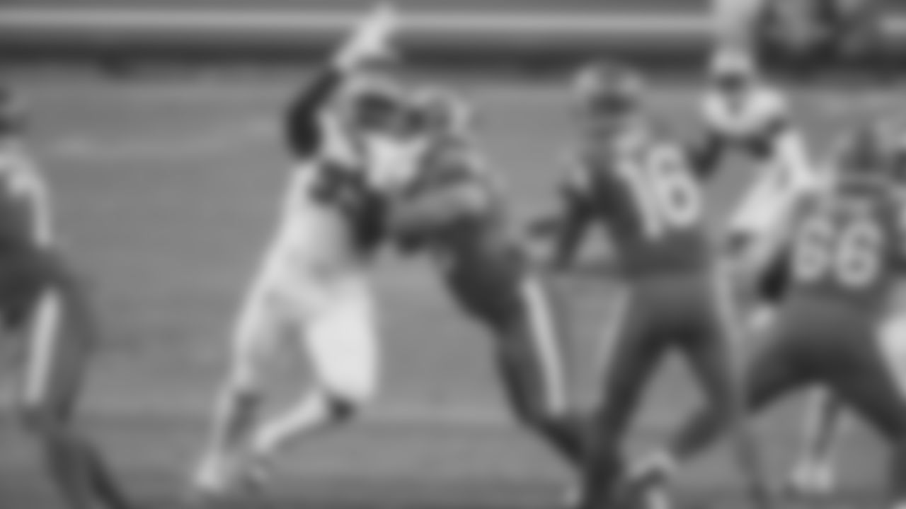 DT Javon Kinlaw