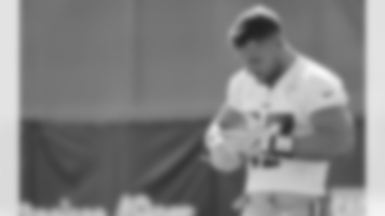 DL Nick Bosa