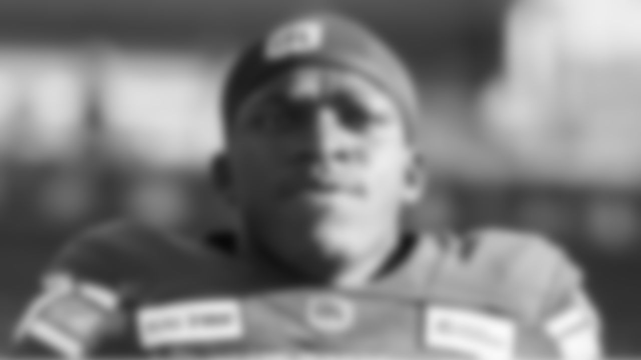 DL Jonathan Kongbo