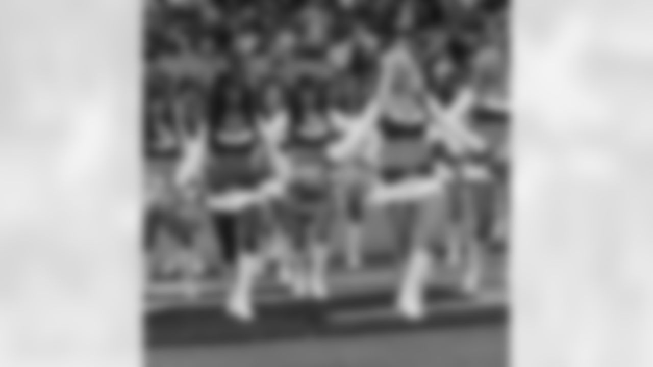 Gold Rush halftime performance